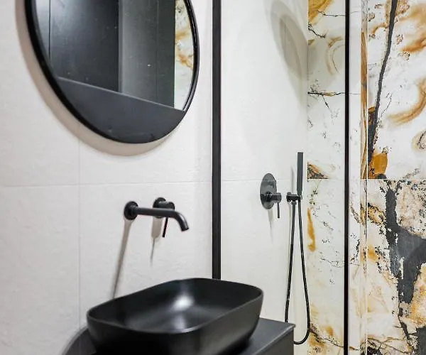 Ksiecia Witolda ~ Self Check-in 20h Apartment